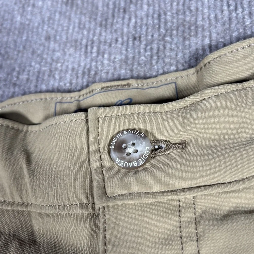 Eddie Bauer Travex Shorts Mens‎ 42 Beige Tan Horizon Guide Chino Stretch Nylon